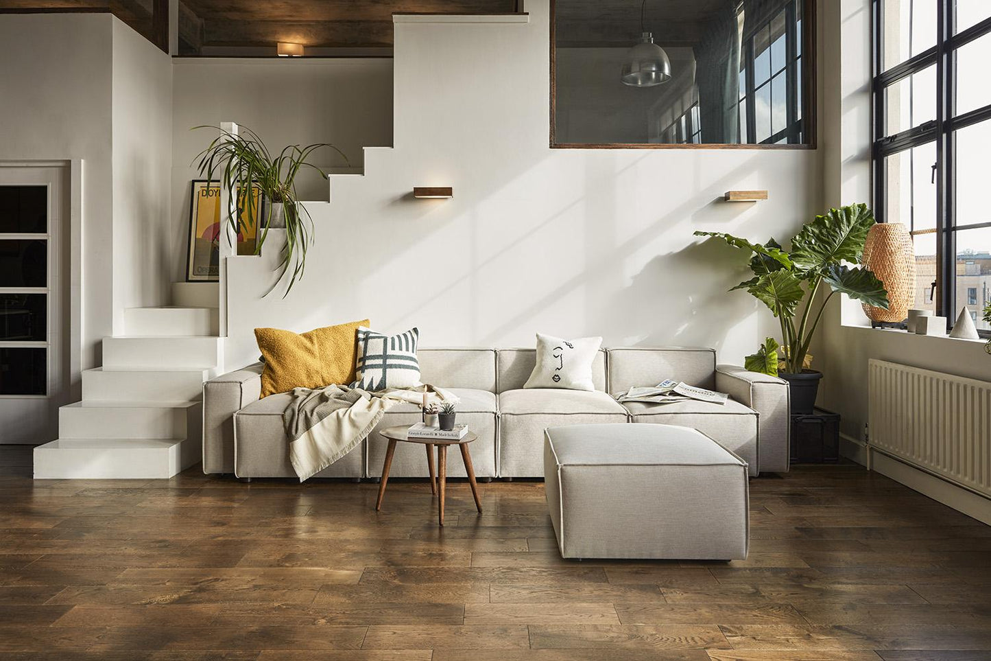 Viersitzer-Sofa Model 03 mit Chaiselongue rechts